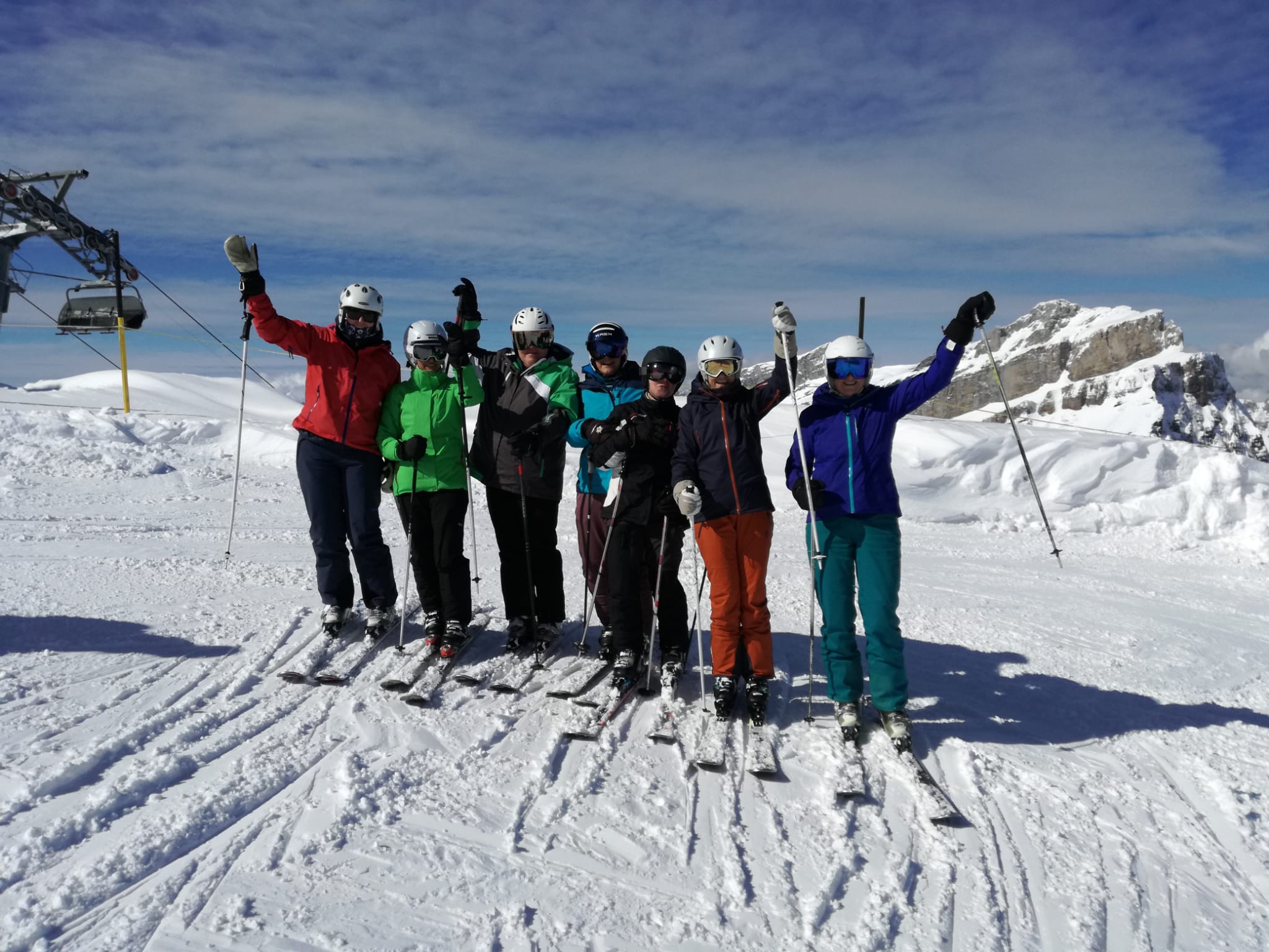 Damenriege auf dem Skitag